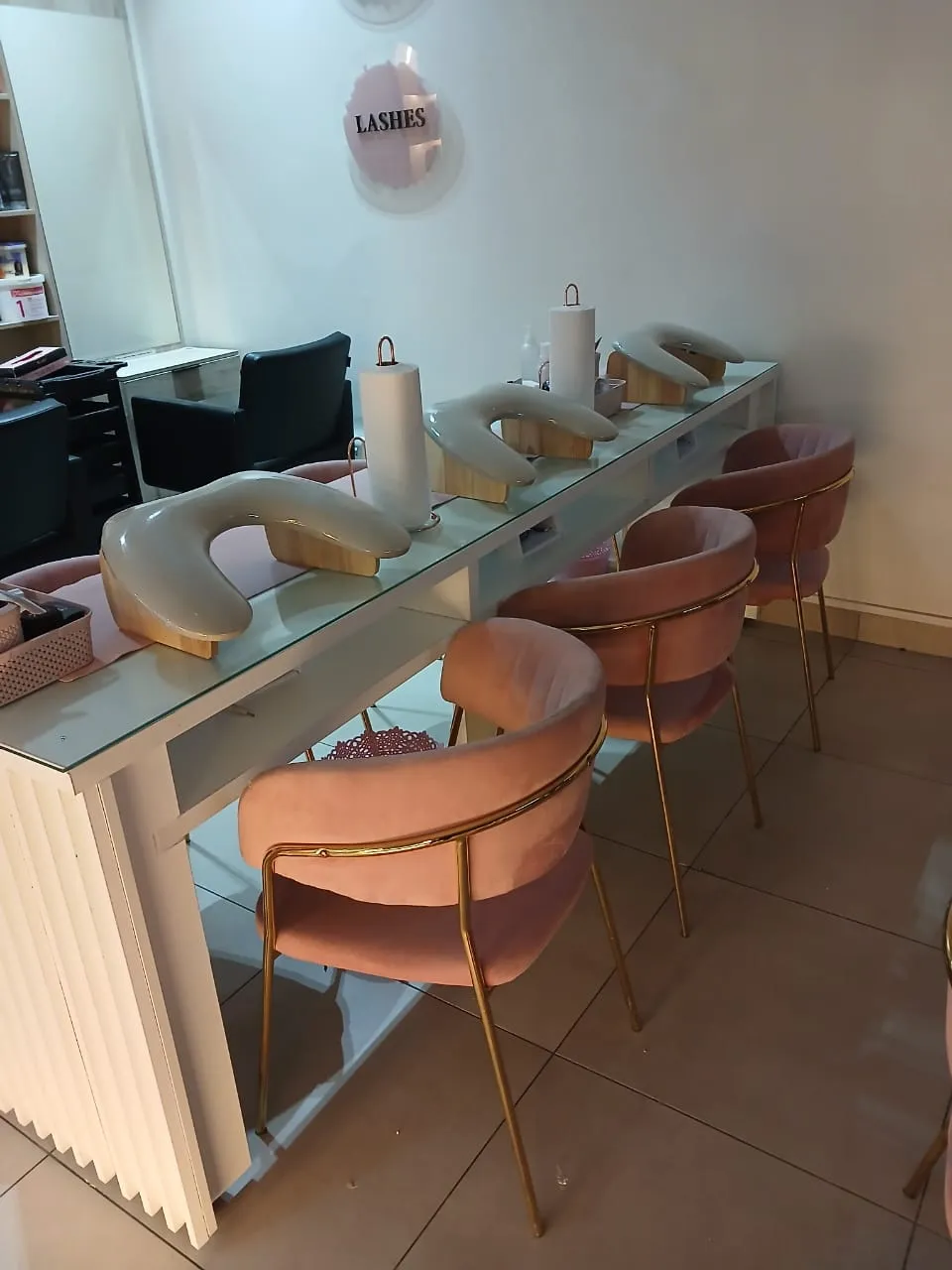 Salon lash station seating area