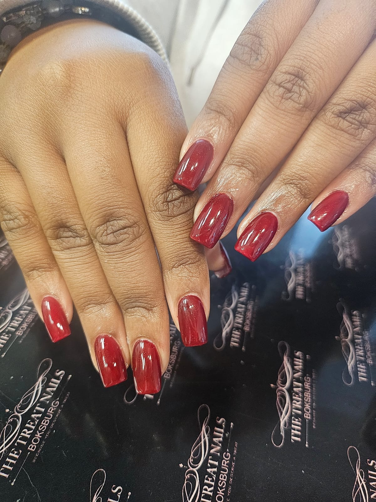 Nails: Classic Burgundy Finish