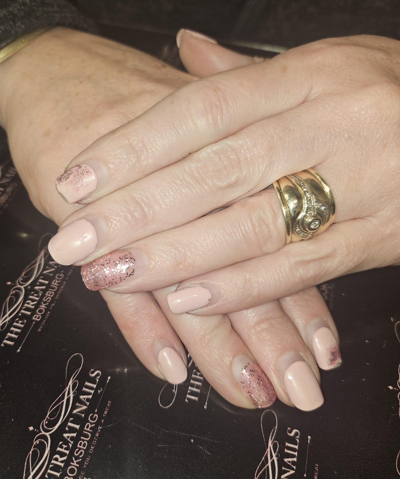 Nails: Nude Set with Rose-Gold Glitter Accents
